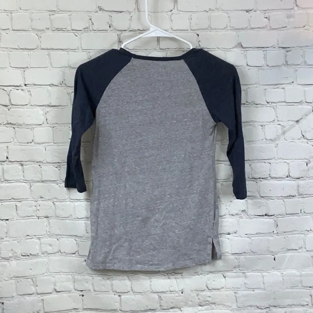 Marvel Captain America Baseball Tee Raglan Sleeve Graphic Print Tee XS Adult